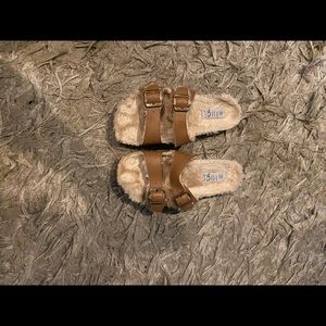 Buckle fur sandals